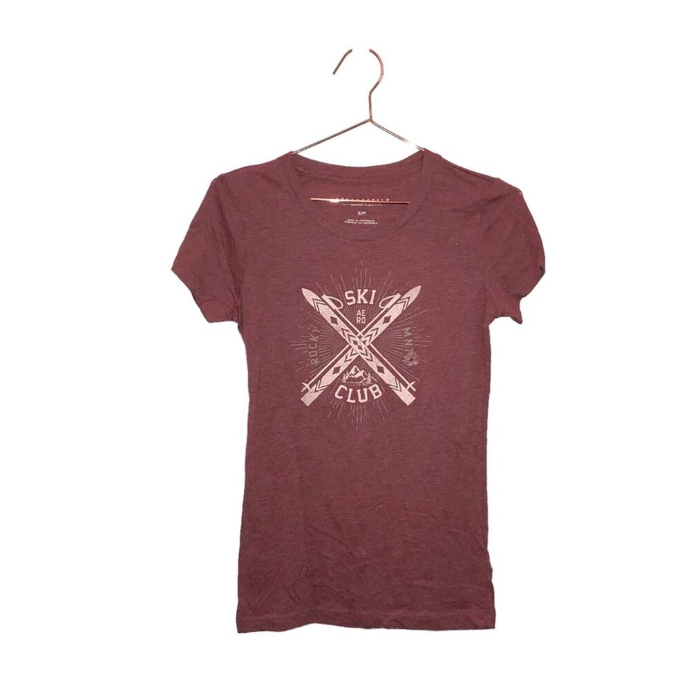 Aeropostale women’s T-shirt Ski Club Size Small new with tag